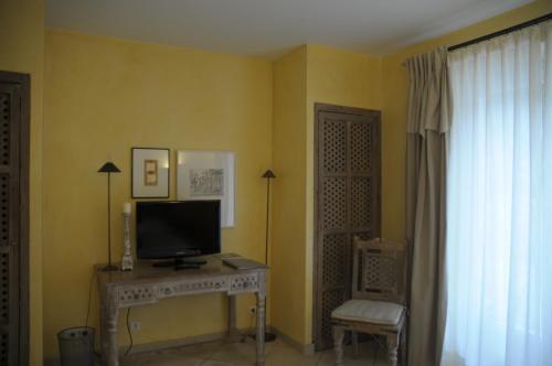 Hotel Villa Les Rosiers Grimaud Luaran gambar