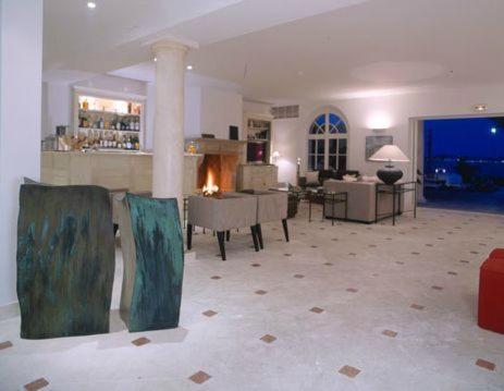 Hotel Villa Les Rosiers Grimaud Luaran gambar